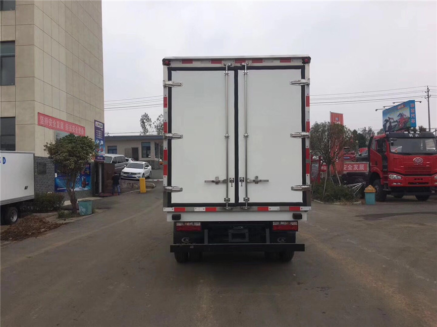 重汽王牌 4.1米冷藏車 重汽王牌 4.1米冷藏車