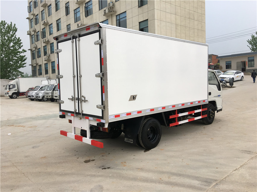 江鈴新順達(dá) 4.2米冷藏車 江鈴新順達(dá) 4.2米冷藏車