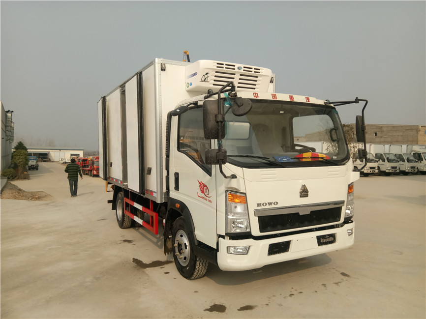 重汽豪沃 4.2米冷藏車 重汽豪沃 4.2米冷藏車
