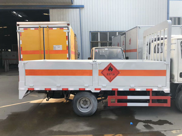 躍進3.5米柴油(藍牌)氣瓶車 躍進3.5米柴油(藍牌)氣瓶車
