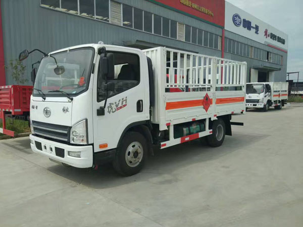 解放4.1米(藍(lán)牌)氣瓶車 解放4.1米(藍(lán)牌)氣瓶車