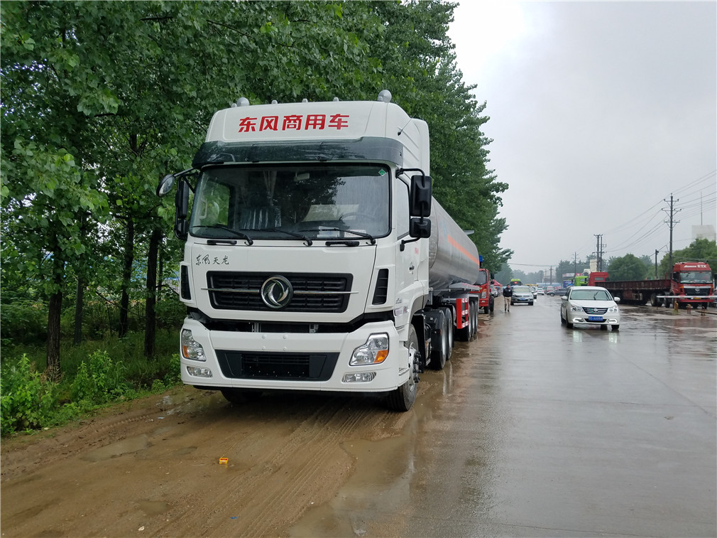 三橋半掛CLW9402GYYLV鋁合金 三橋半掛CLW9402GYYLV鋁合金