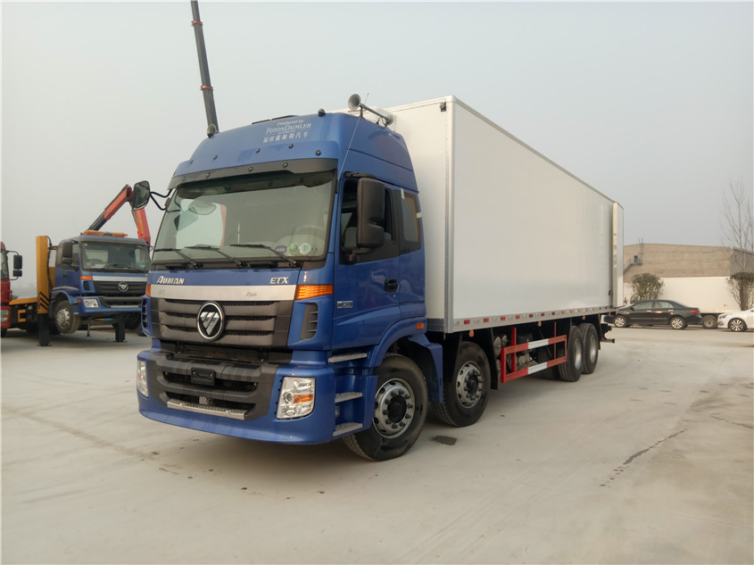 福田歐曼ETX前四后八 9.6米冷藏車(chē) 福田歐曼ETX前四后八 9.6米冷藏車(chē)