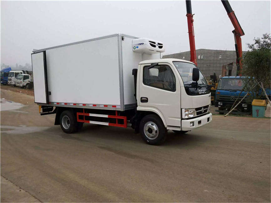 東風凱普特 4.2米冷藏車 東風凱普特 4.2米冷藏車