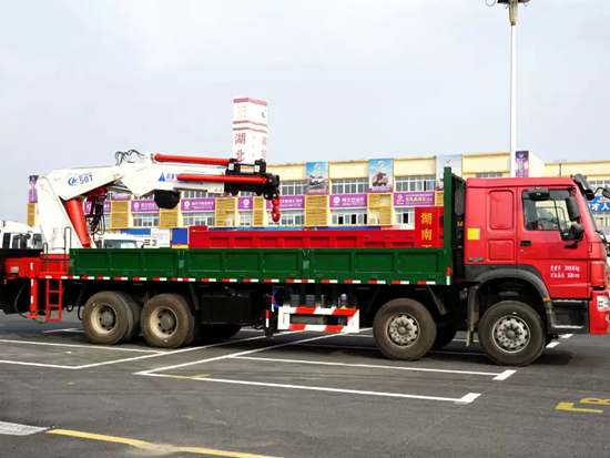 四軸重型隨車吊 四軸重型隨車吊