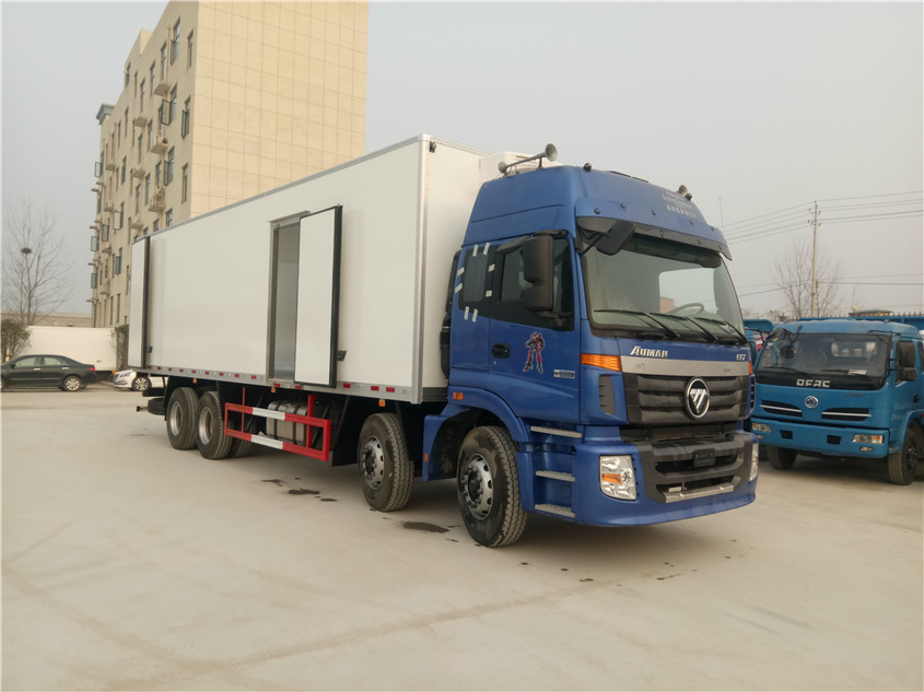福田歐曼ETX前四后八 9.6米冷藏車(chē) 福田歐曼ETX前四后八 9.6米冷藏車(chē)