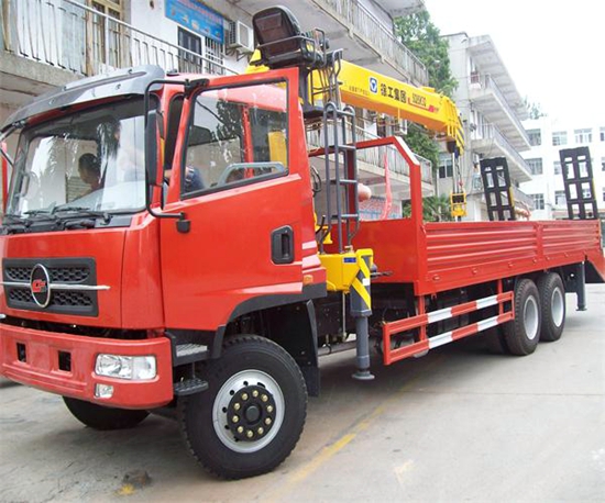 楚風后雙橋隨車吊 楚風后雙橋隨車吊