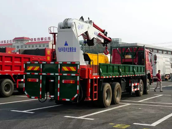 四軸重型隨車吊 四軸重型隨車吊