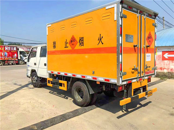 江鈴雙排(藍牌)爆破器材車 江鈴雙排(藍牌)爆破器材車