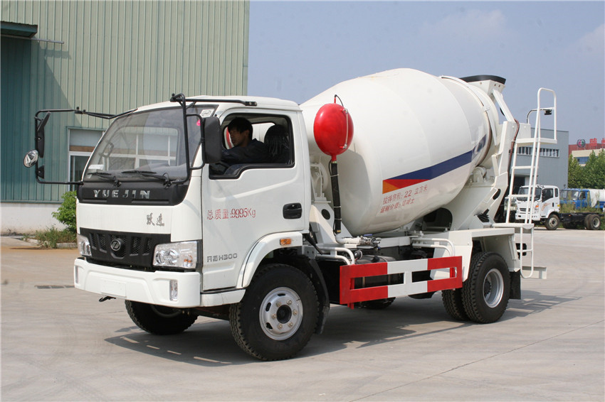 躍進(jìn)5立方攪拌車 躍進(jìn)5立方攪拌車