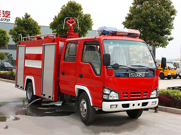 五十鈴(600P)2.5噸水罐消防車 五十鈴(600P)2.5噸水罐消防車