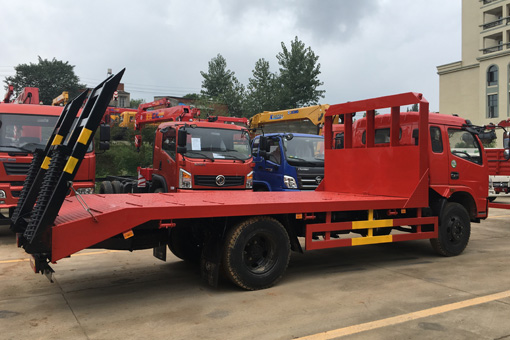 【國五】東風福瑞卡單橋平板車 【國五】東風福瑞卡單橋平板車