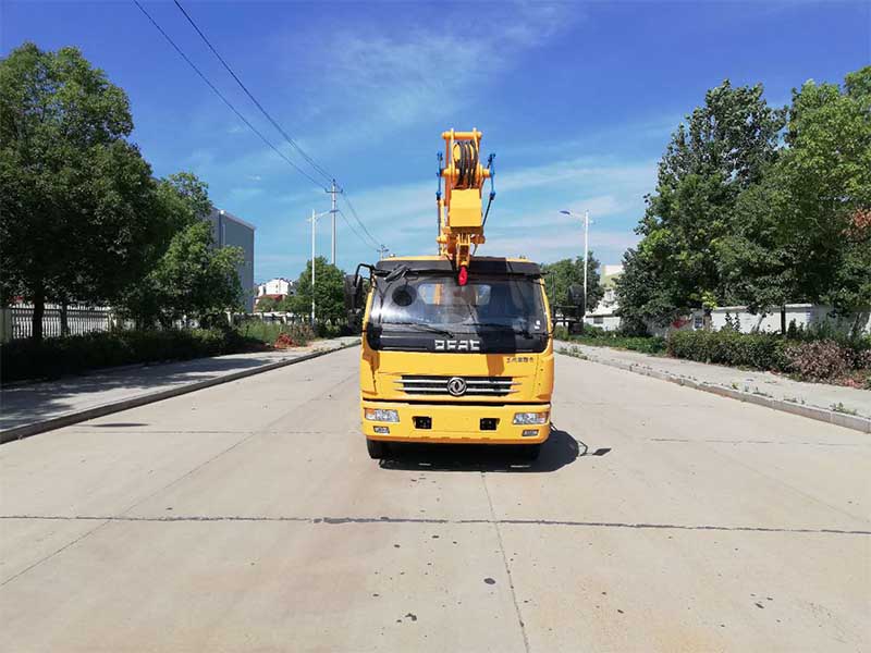 東風(fēng)單排18米高空作業(yè)車 東風(fēng)單排18米高空作業(yè)車