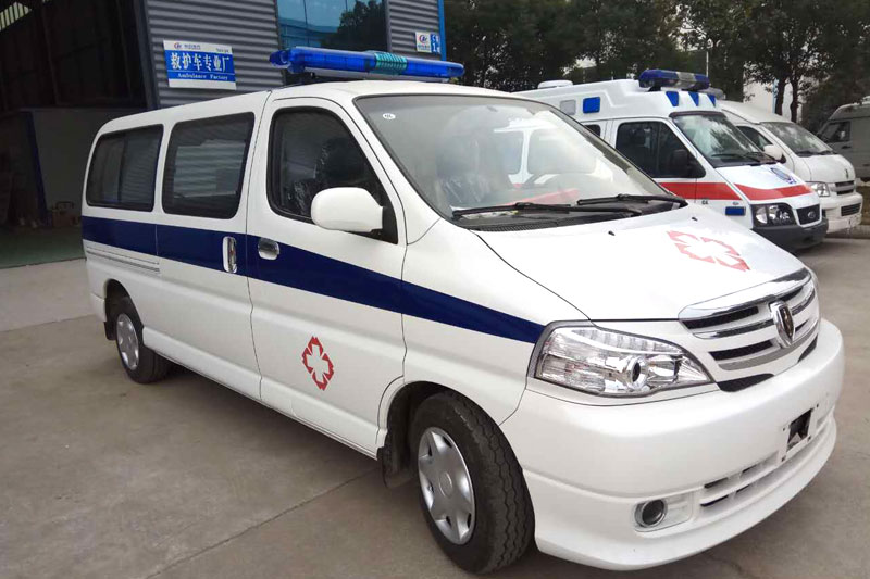 金杯閣瑞斯汽油救護車 金杯閣瑞斯汽油救護車