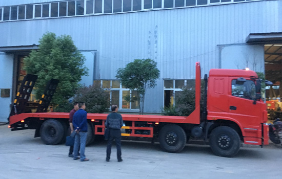 【國五】三環(huán)昊龍前四后八挖機平板車 【國五】三環(huán)昊龍前四后八挖機平板車