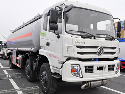 東風特商三軸20噸油罐車  東風特商三軸20噸油罐車