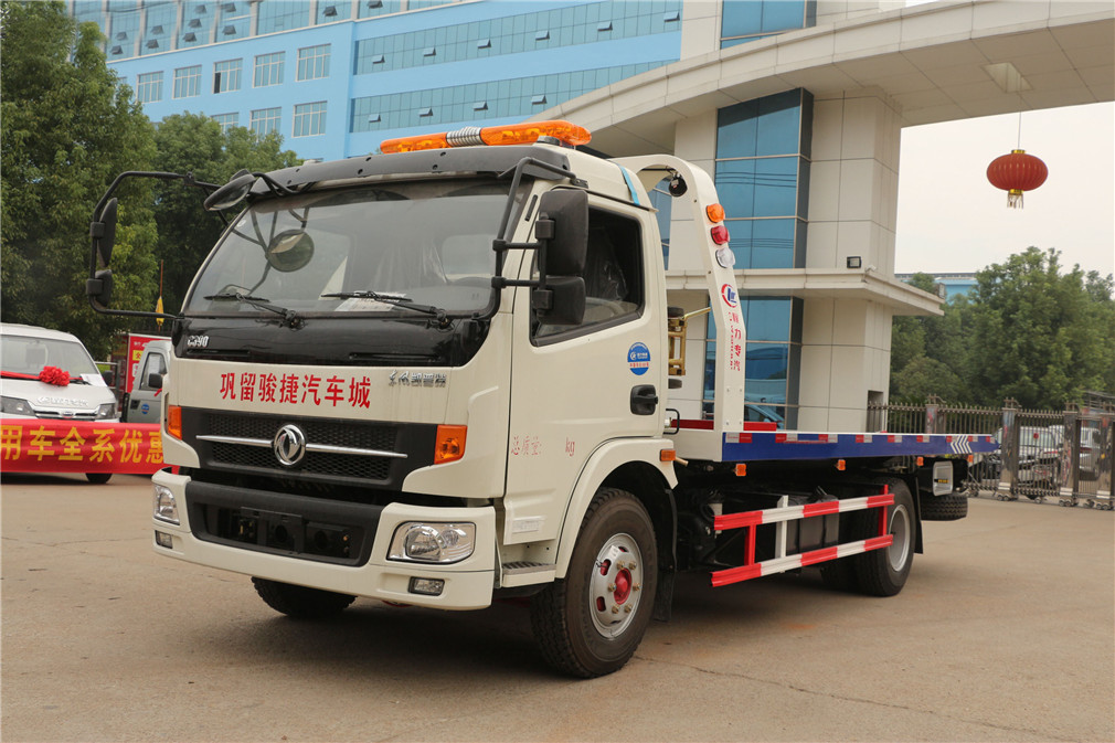 東風凱普特一拖二清障車(黃牌) 東風凱普特一拖二清障車(黃牌)