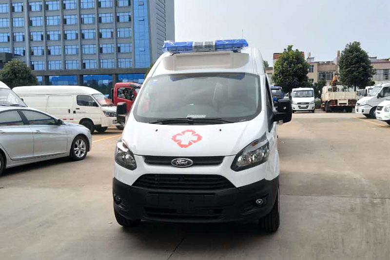 新全順短軸汽油救護車 新全順短軸汽油救護車