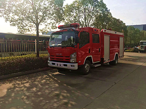 3.5噸五十鈴700P 水罐消防車 3.5噸五十鈴700P 水罐消防車