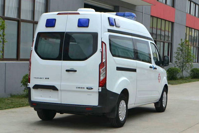 新全順短軸汽油救護車 新全順短軸汽油救護車