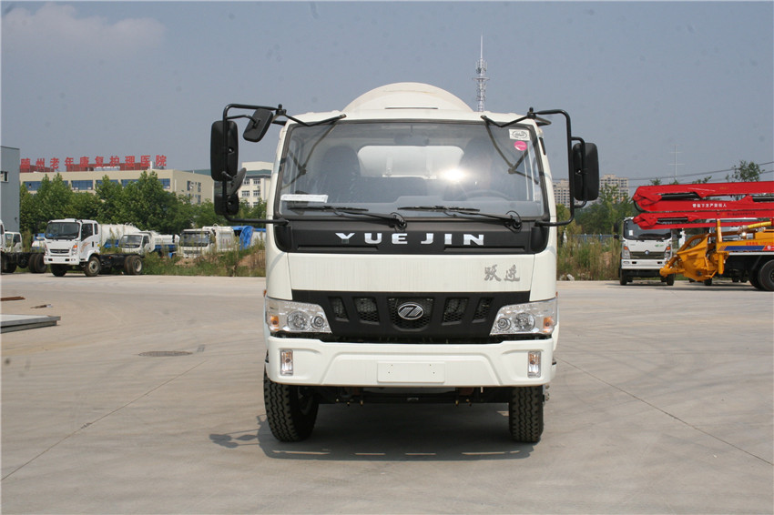 躍進(jìn)5立方攪拌車 躍進(jìn)5立方攪拌車
