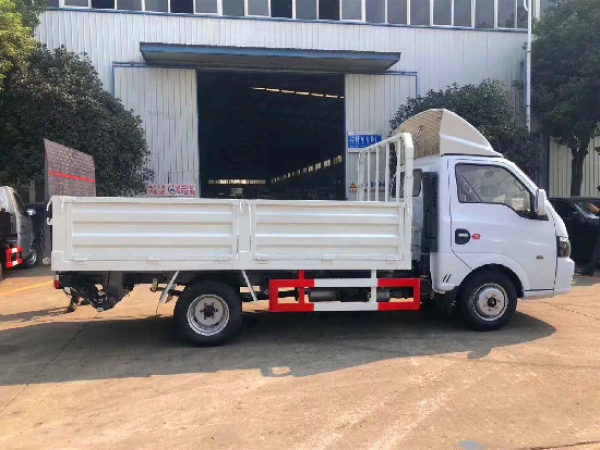 東風途逸國六桶裝垃圾運輸車 東風途逸國六桶裝垃圾運輸車