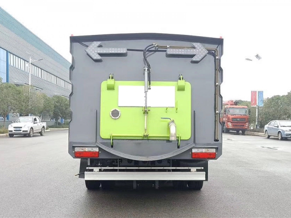 東風D7多利卡洗掃車 東風D7多利卡洗掃車