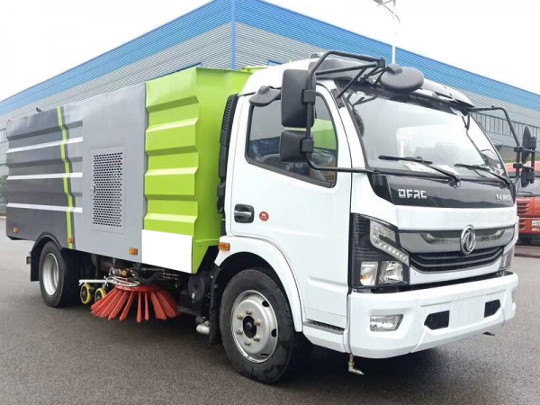 東風(fēng)大多利卡5水/5塵洗掃車(國(guó)六) 東風(fēng)大多利卡5水/5塵洗掃車(國(guó)六)
