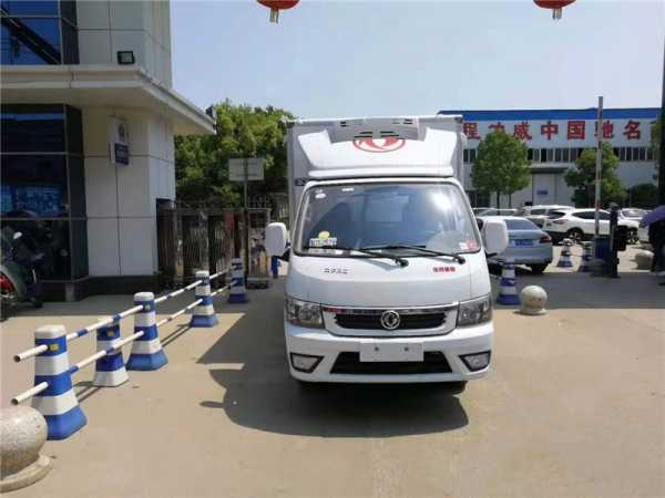 (國六3.5米)東風(fēng)途逸冷藏車 (國六3.5米)東風(fēng)途逸冷藏車