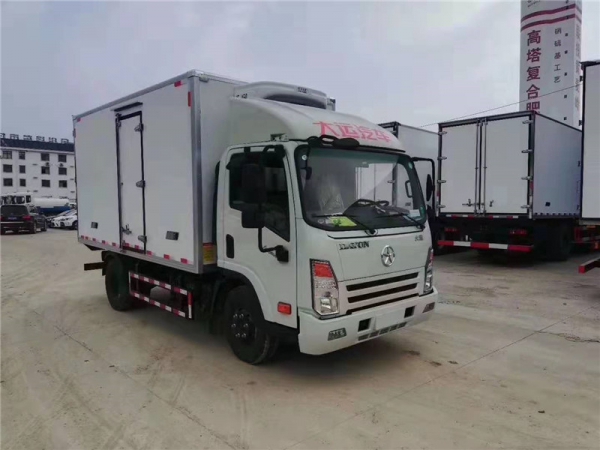 (國六4.2米)大運藍牌冷藏車 (國六4.2米)大運藍牌冷藏車