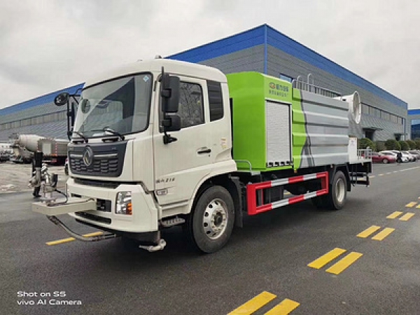 國(guó)六天錦12方抑塵車(方罐) 國(guó)六天錦12方抑塵車(方罐)
